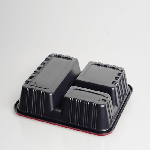 Disposable plastic takeaway food container